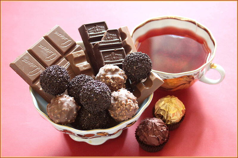 Что значит сладости. Сладости. Красивые конфеты. Шоколадные конфеты. Вкусные сладости.