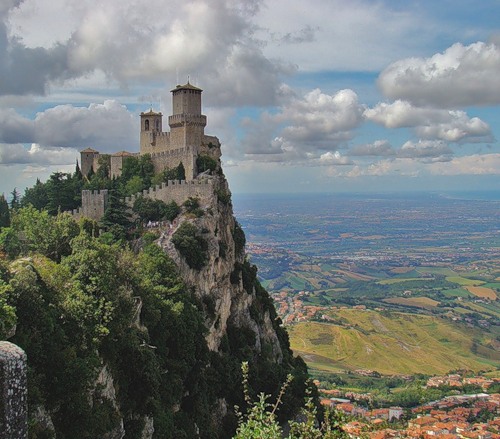 Старый замок. Новелла. Часть 1