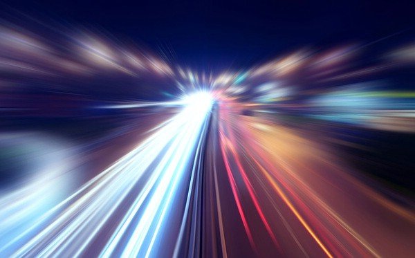 Со Скоростью Света!