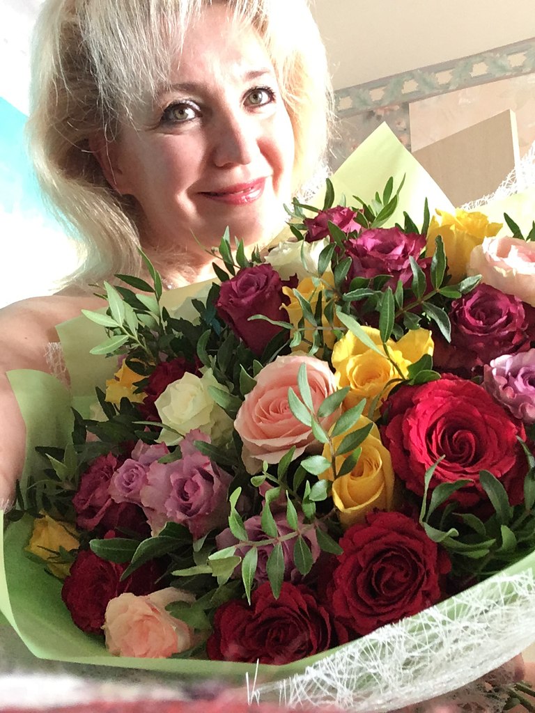 Ангелу. Посвящение С. Т. 1006