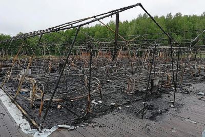 О чем гудит над площадью набат?