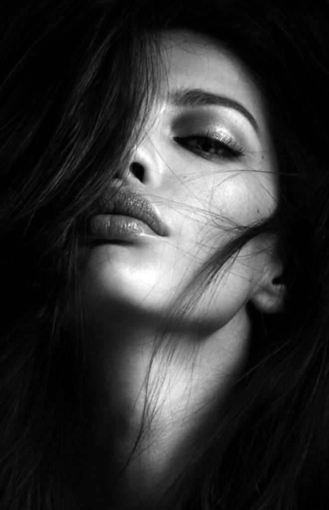 Эх обнять бы тебя и забыться