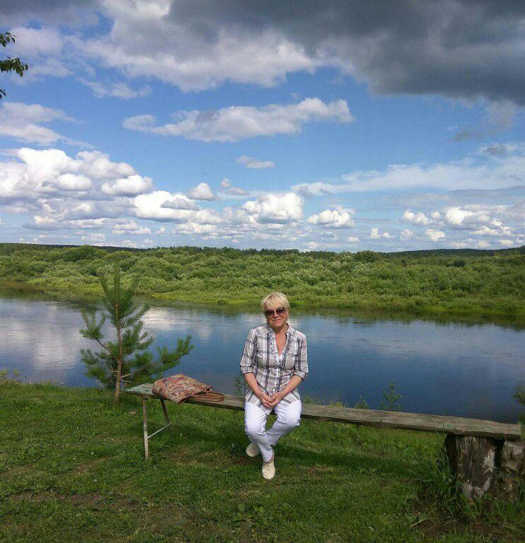 На лавочке у речки (Камич) / Стихи.ру