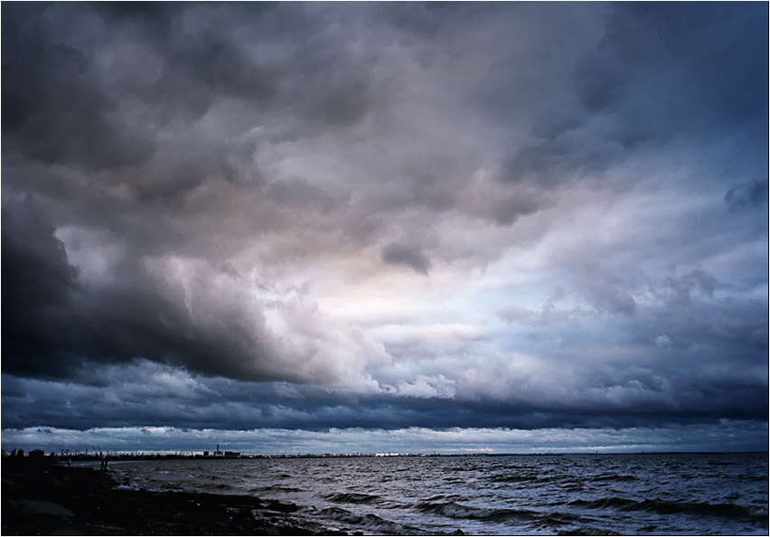 Баста. Под свинцовым куполом. Саркофаг чернобыльской аэс 2020. Конфайнмент чернобыль. Под свинцовым куполом.