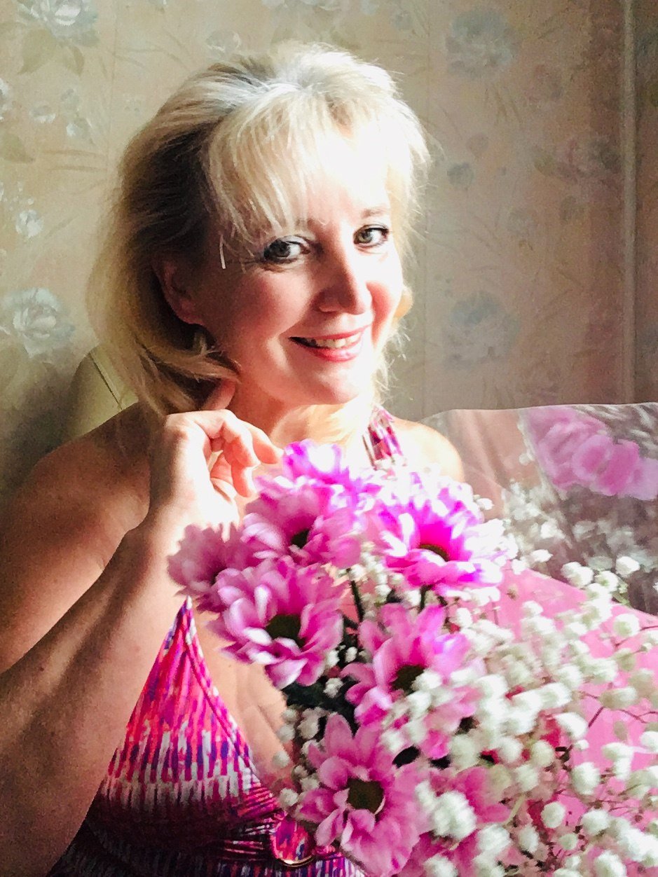 Ангел нас хранит. Посвящение С. Т. 1949