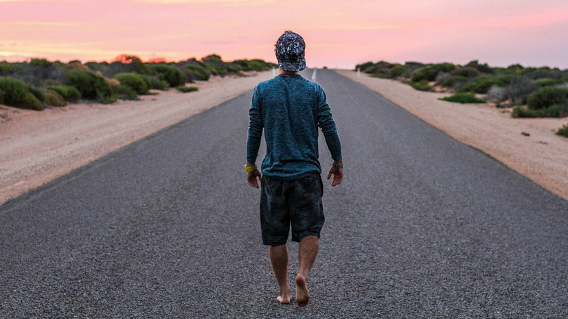 Остановите девушку!