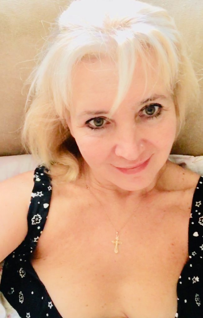 Небесная Любовь таится. Посвящение С. Т. 2258