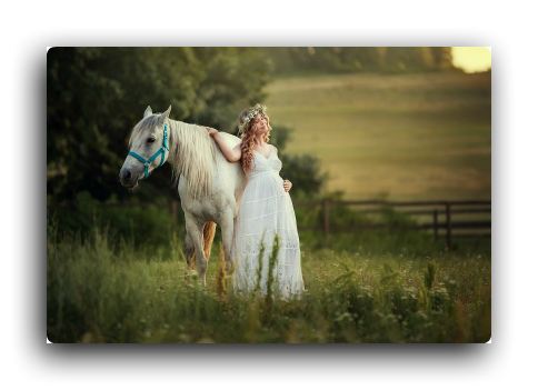 Я на кобыле белой проносилась...