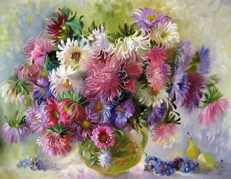 В каменьях-астрах сентября