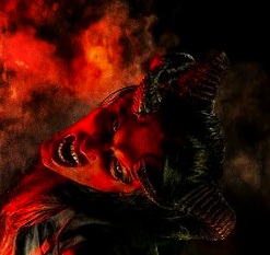 Внутри кто-то есть