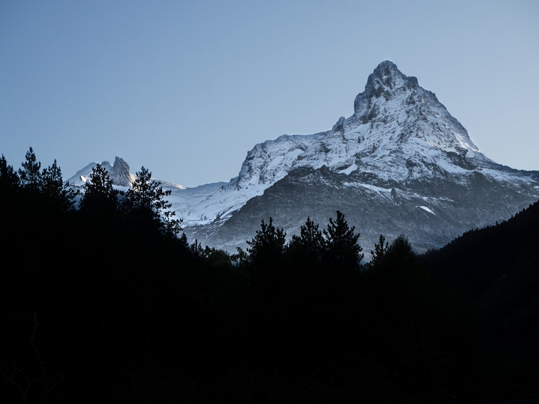 Вечер в Домбае