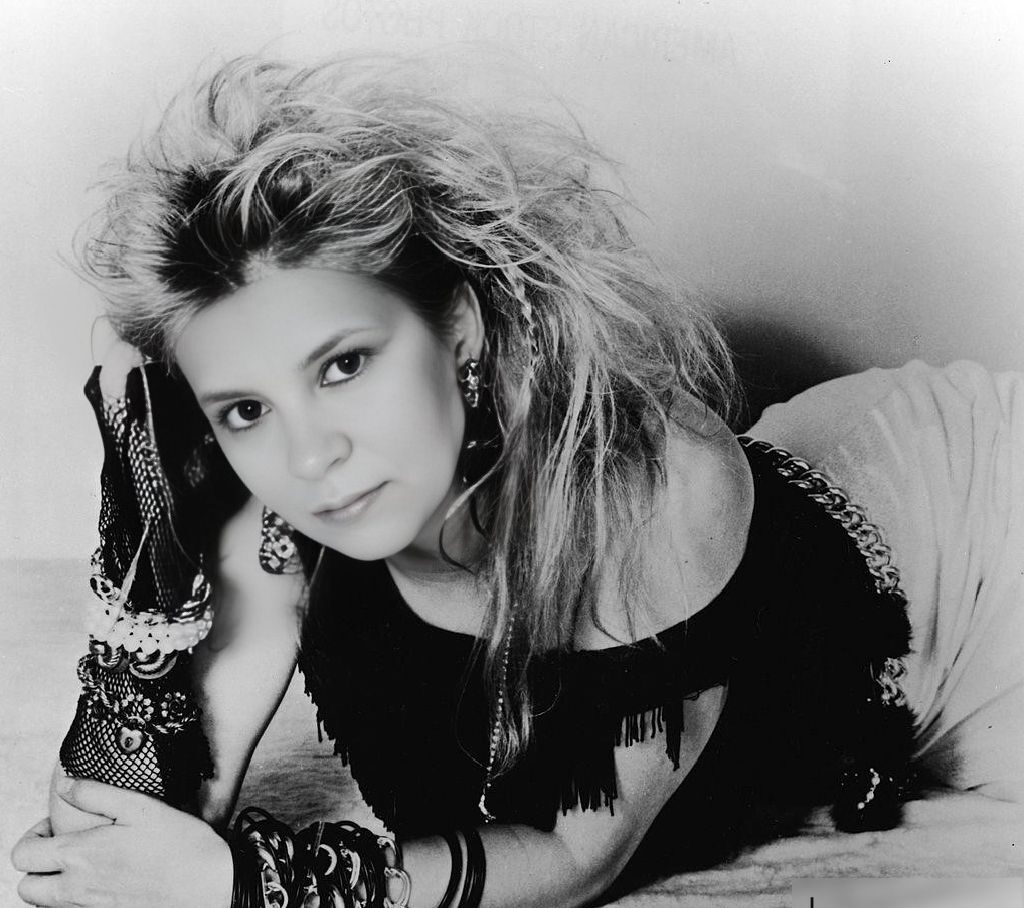 Моей жене...