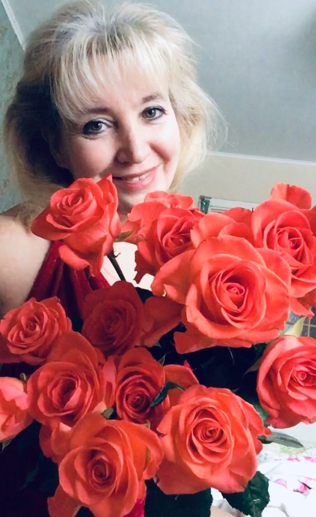 Твоя краса необычайна. Посвящение С. Т. 3276