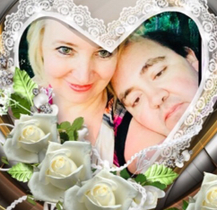 Прошла всех серых дней пора. Ответ С. Т. 37