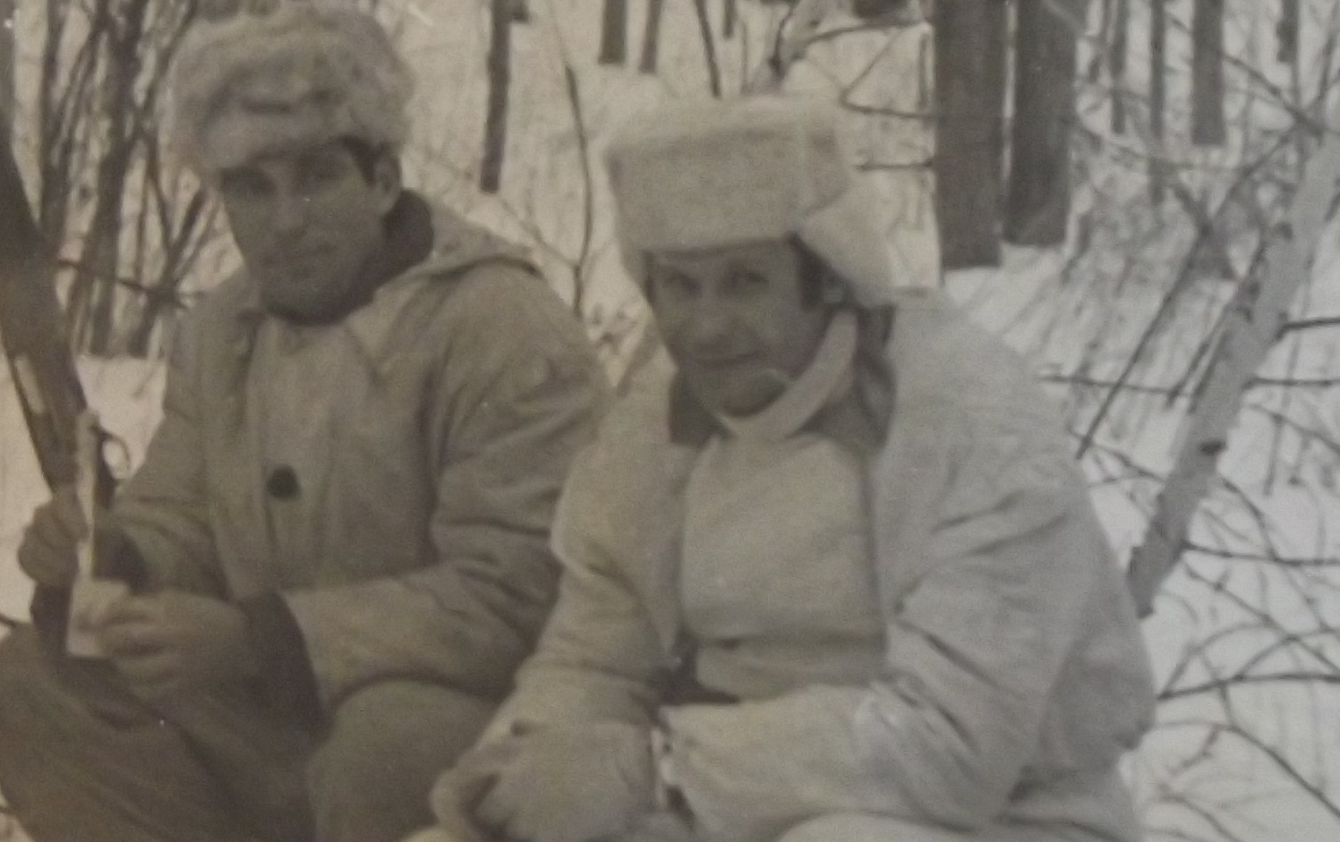 Среди снегов белых