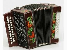 Памятник гармошке