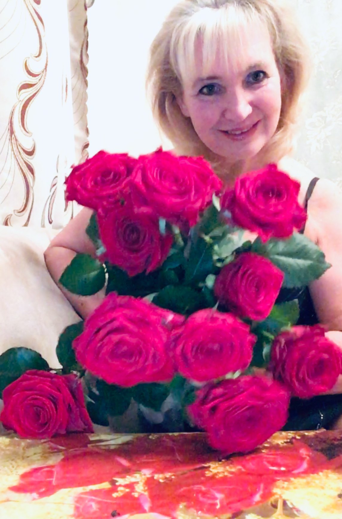 Все розы меркнут пред тобой. Посвящение С. Т. 3539