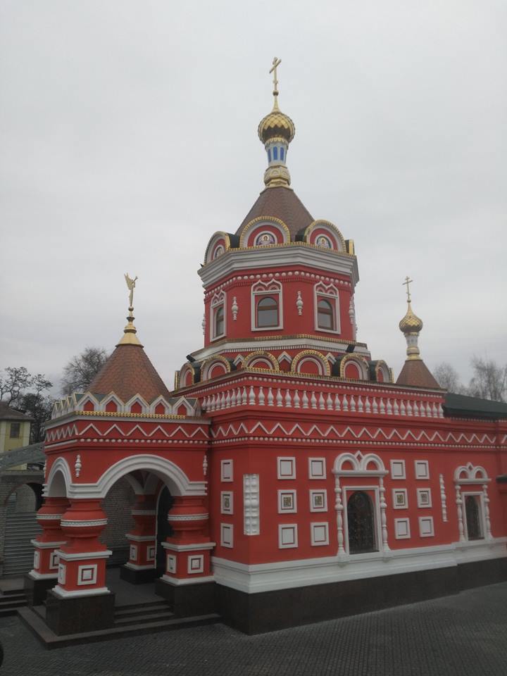 Тихвинскому храму