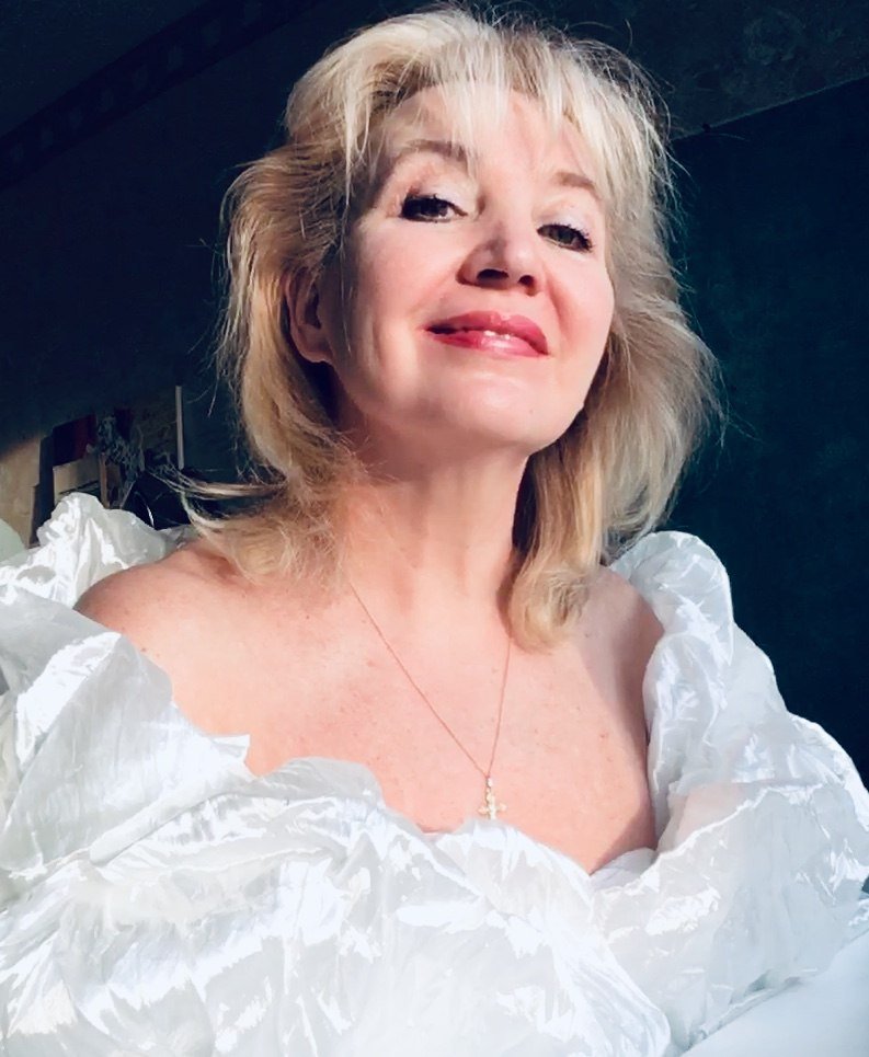 Королева бала. Посвящение С. Т. 3906