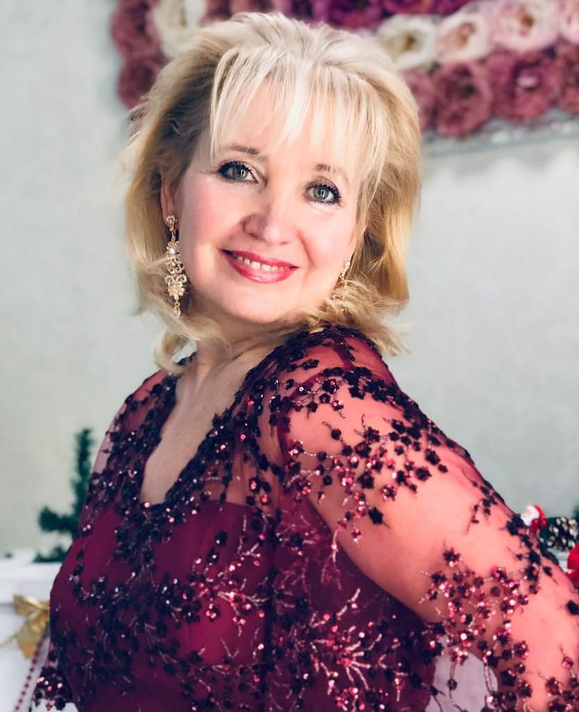 Улыбкой нежной покоряя. Посвящение С. Т. 4100