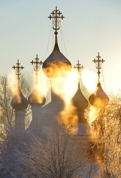 За окном голос жизни