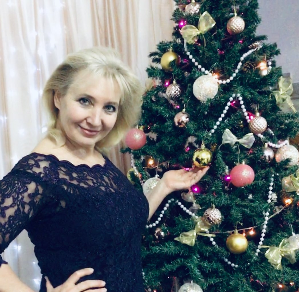 Ты у новогодней ели. Посвящение С. Т. 4250