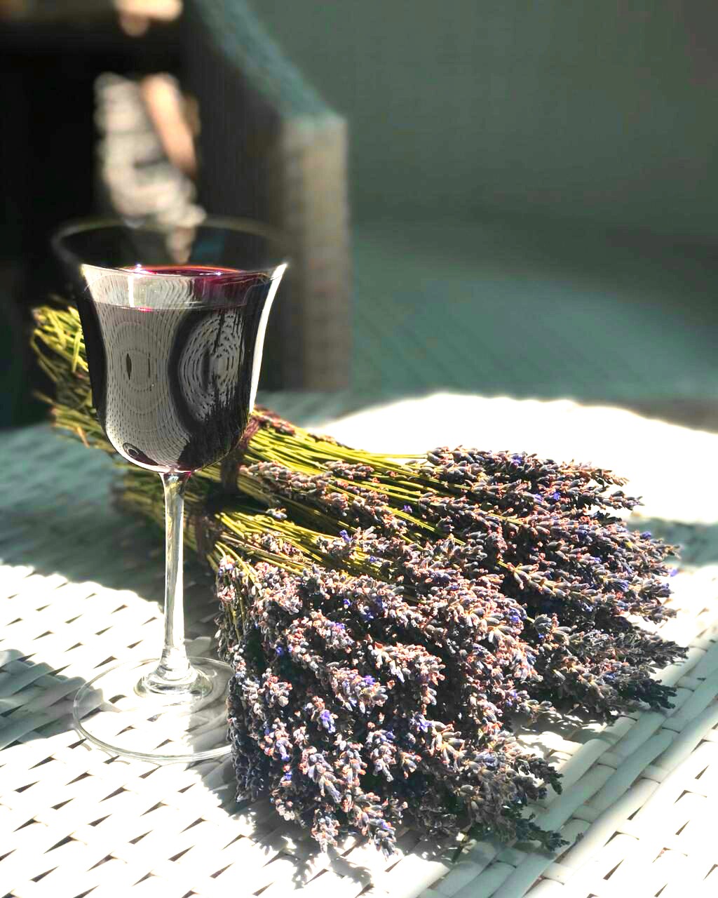 Фужер домашнего вина