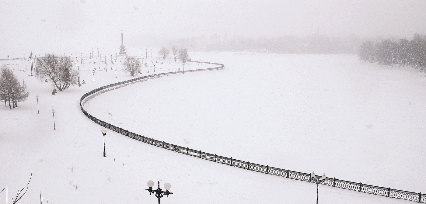 Какая метель за окном...