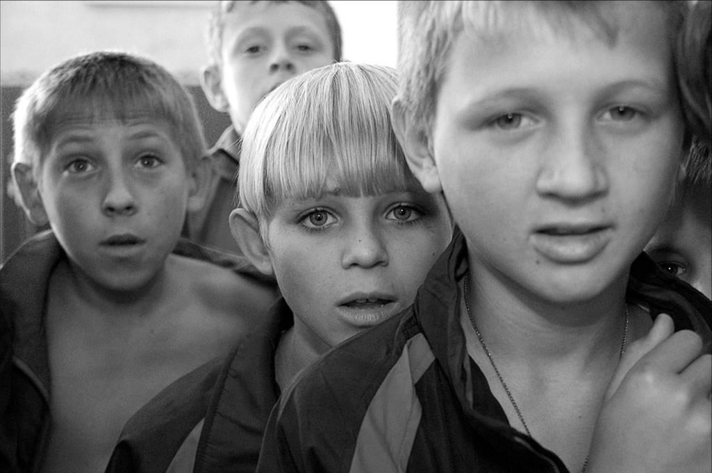 Детдомовским ребятам... посвящение