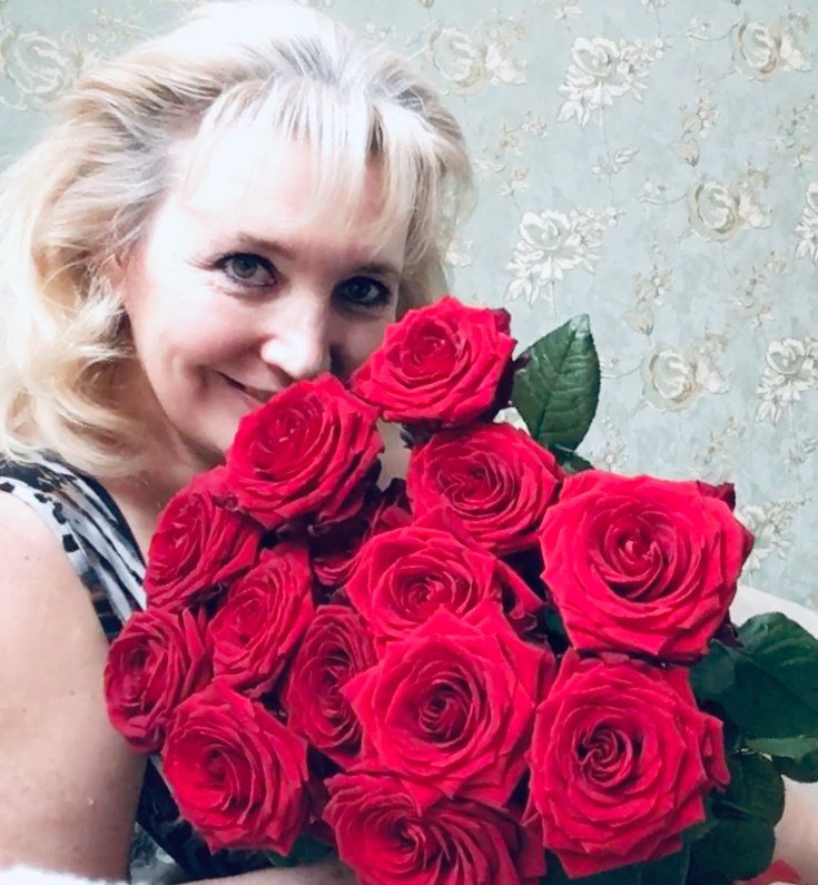 Алых роз букет. Посвящение С. Т. 5059