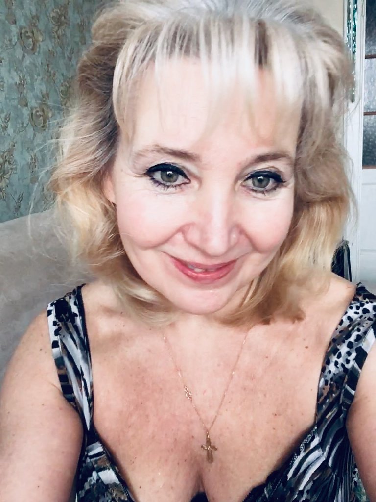 Сияешь ты. Посвящение С. Т. 5076