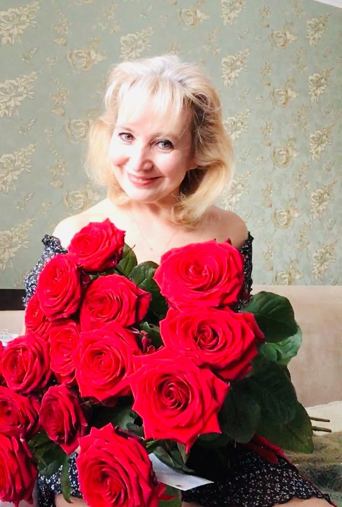 Роза среди сада. Посвящение С. Т. 5078