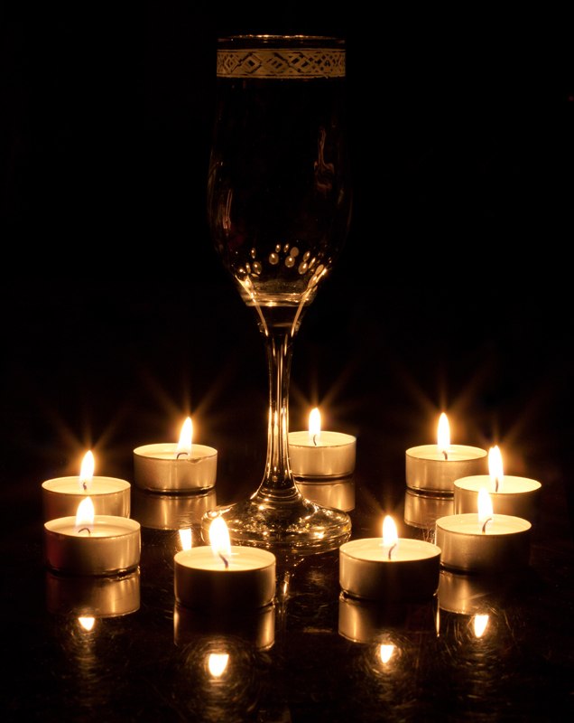 Добрый вечер свечи. Романтические свечи. Свечи романтика. Романтический вечер. Свечи для романтического вечера.