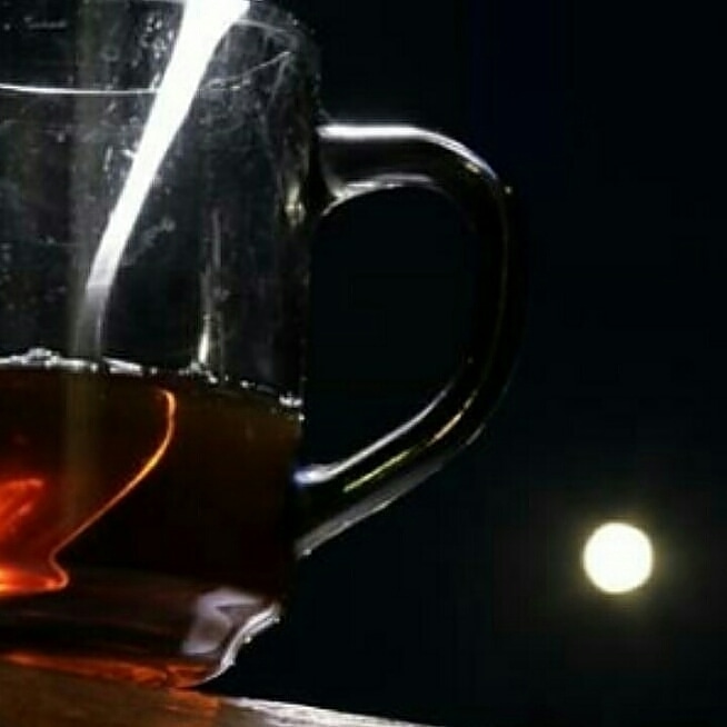 В первом месяце юной весны...