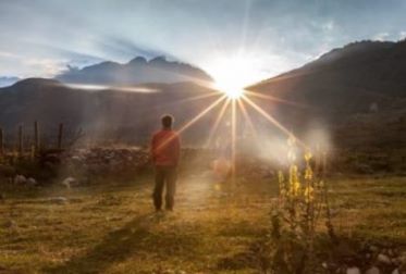 Идти по дороге