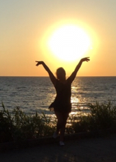 Разлука сердцу доказать смогла. Ответ С. Т. 52