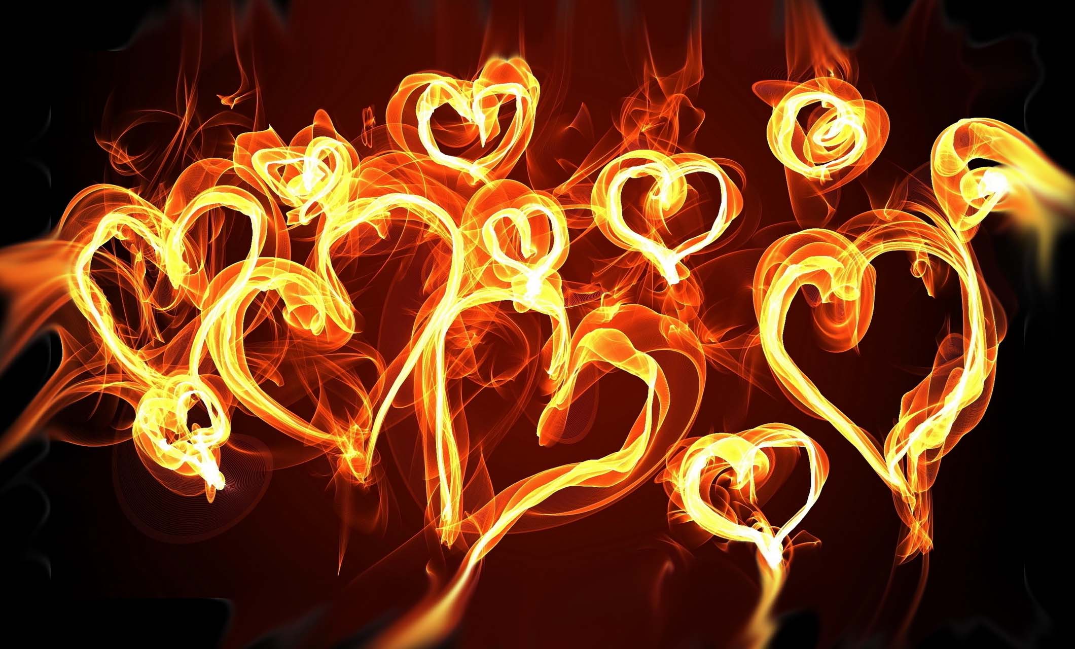 Сердечки картинки на обои. Огненное сердце. Пламенное сердце. Горящее сердце. Сердце в огне.