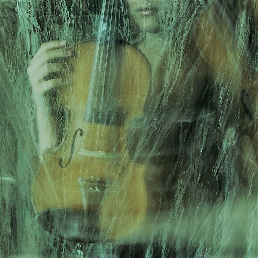 Словно нарисована песня. Струны человеческой души. Душа скрипача. Скрипач под дождем. Скрипка дождь.
