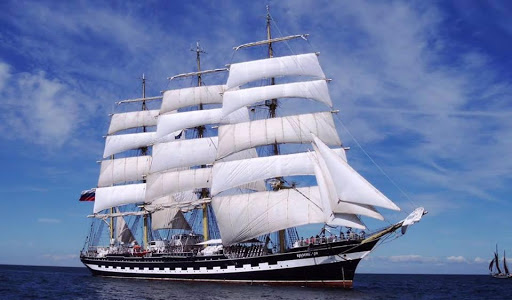 Наш корабль