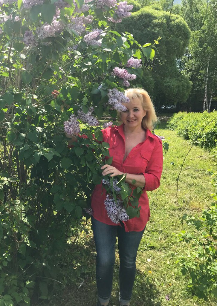 В Весны сиреневом плену. Посвящение С. Т. 6643