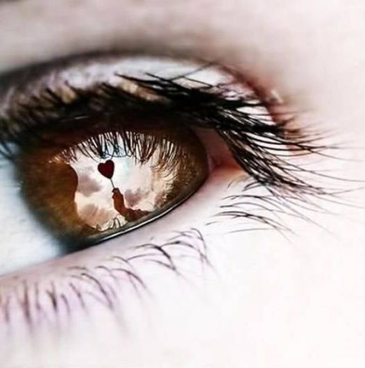 Вглядываясь в лица и в глаза