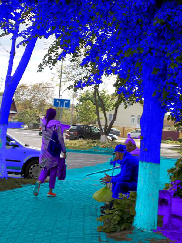 Враг человеку дажэ тот,