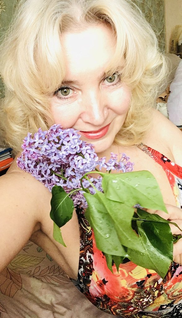 Веточка сирени. Посвящение С. Т. 6831