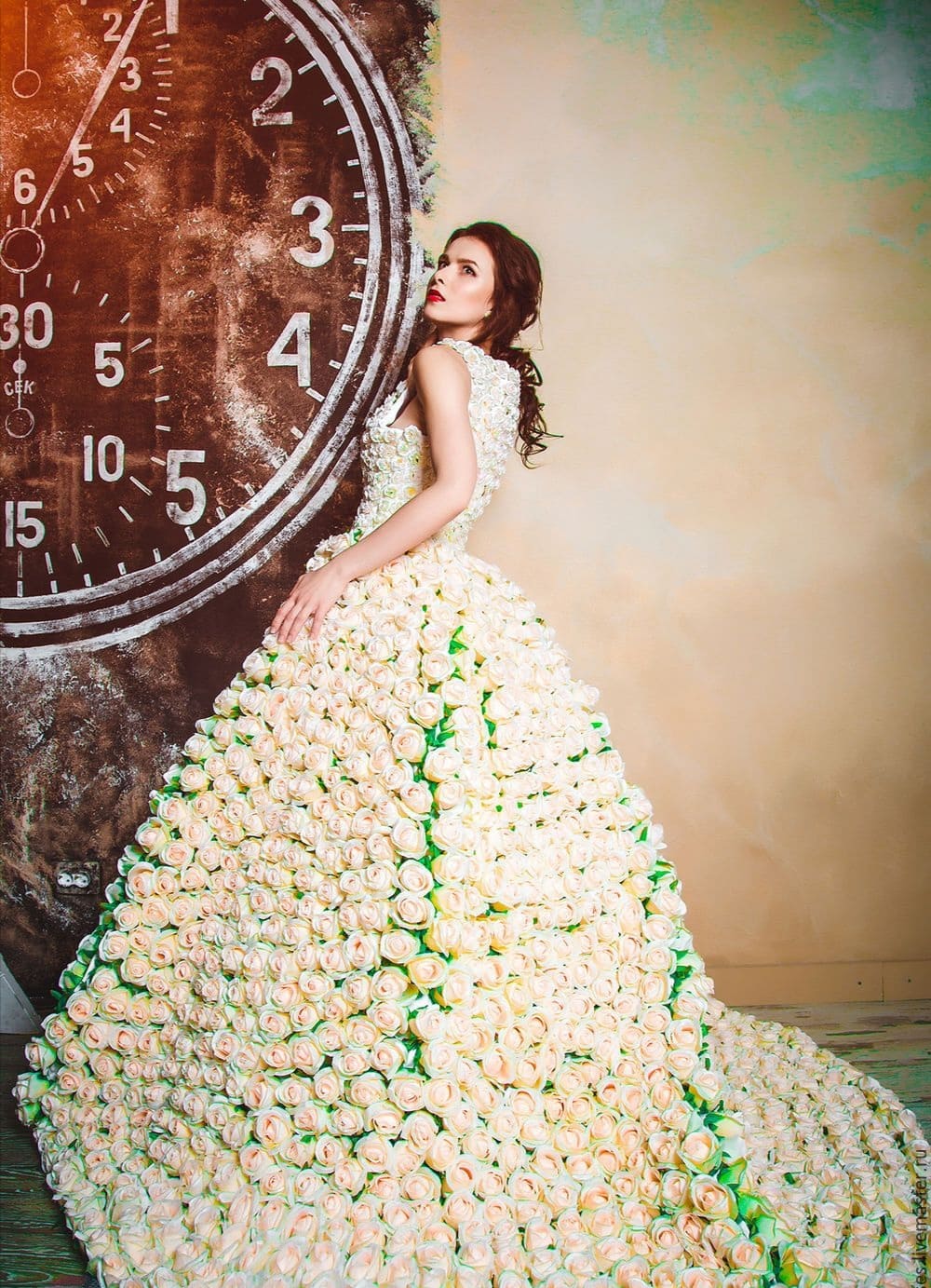 Найди мне красивое платье