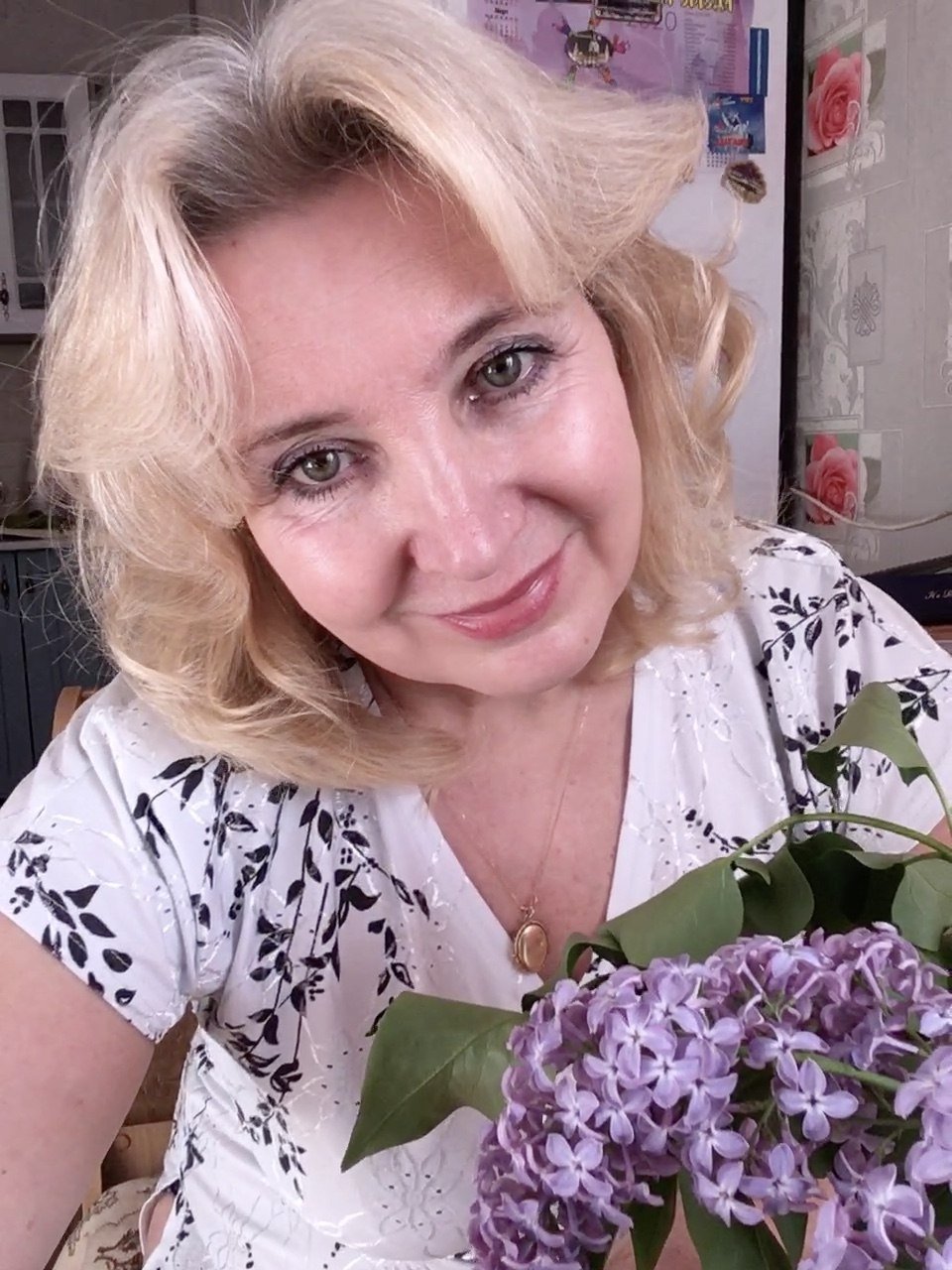 Веточка сирени. Посвящение С. Т. 6888