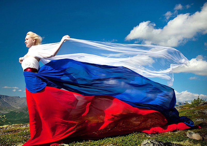 И силой своей народ повести