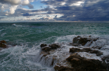 Сегодня море неспокойно