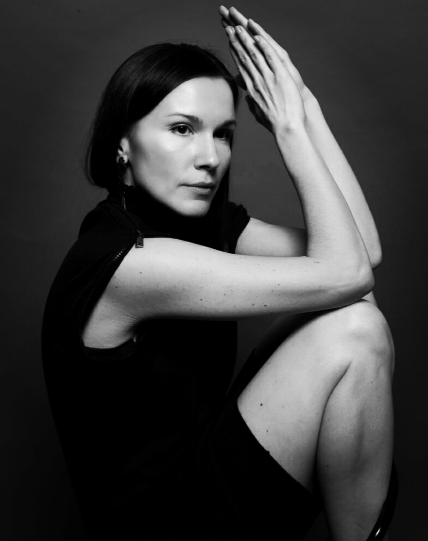 Он так хочет ей подышать