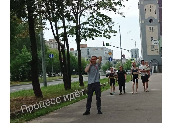 Окружающих такими, какие они есть, принимаем