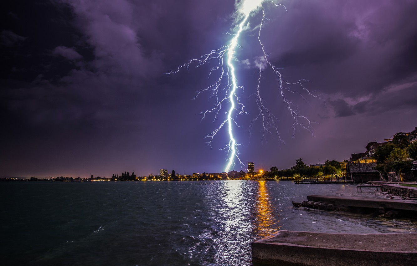 Гроза ночью